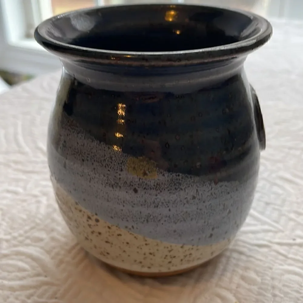 Broken Heart Beautiful Pottery Mug Cup - NWOB